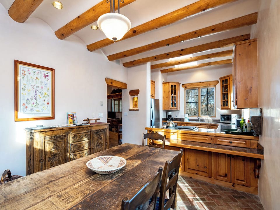 House (2 Bedrooms) | Property amenity