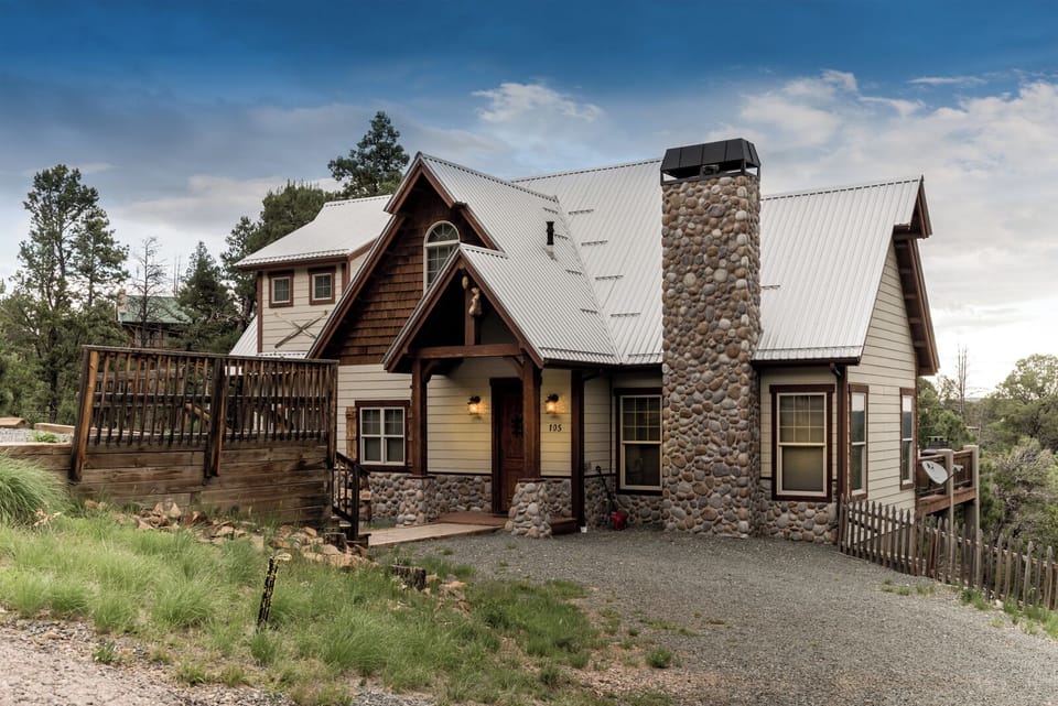 Studio (4 Bedrooms) | Front of property