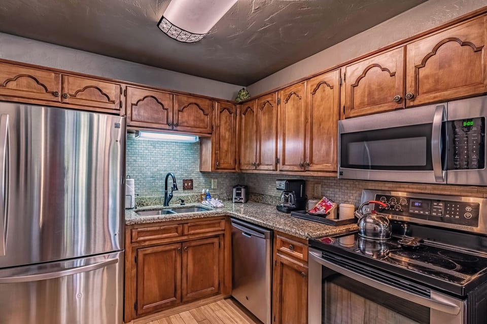 Studio (6 Bedrooms) | Property amenity