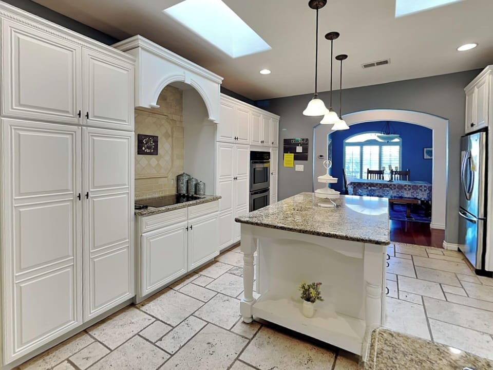 Studio (5 Bedrooms) | Property amenity