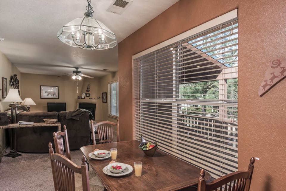 Studio (2 Bedrooms) | Property amenity