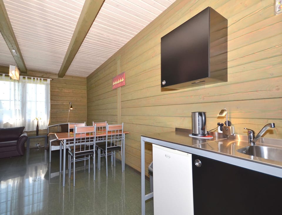 Cottage | Private kitchen | Coffee/tea maker