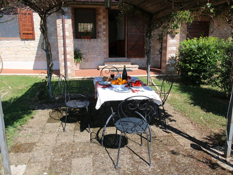 House | Dining