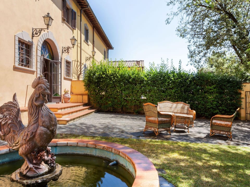 Villa | Exterior