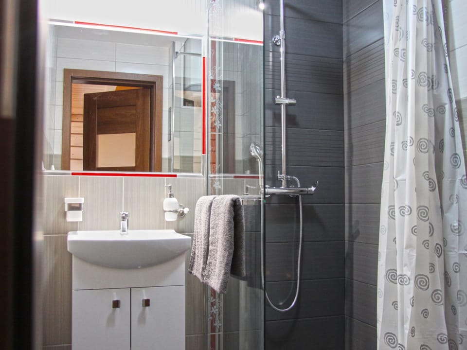 Attractive Holiday Home at Lubusz near Lake House in Poland