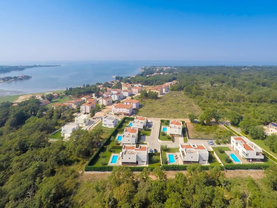 Villa | Pool | Indoor pool, outdoor pool