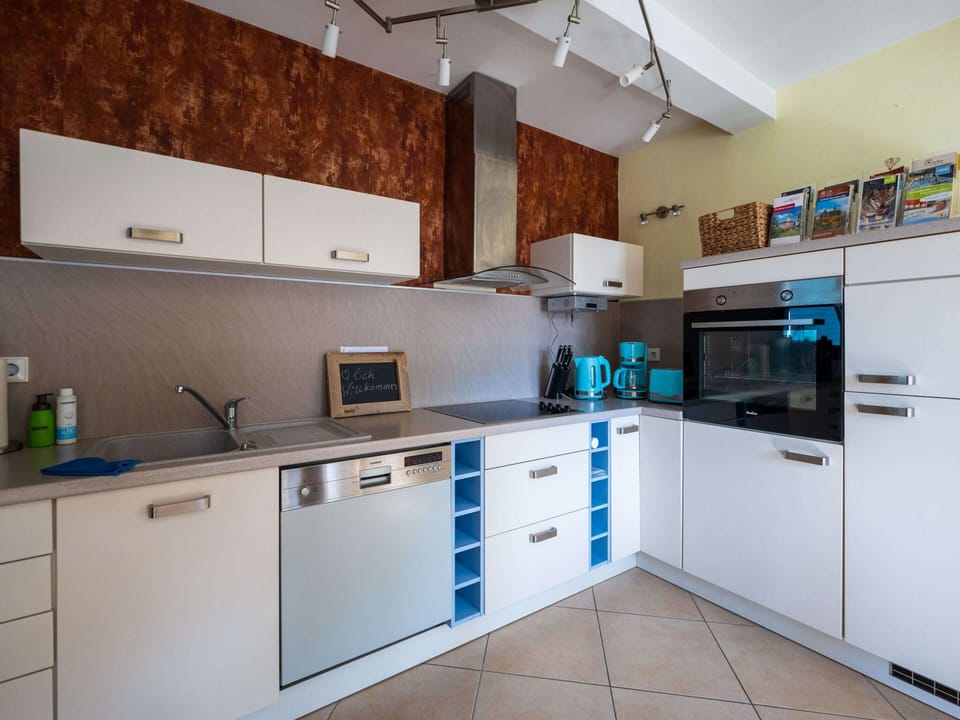 Apartment | Private kitchen | Highchair