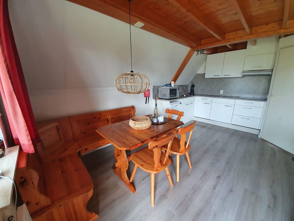 House | Dining
