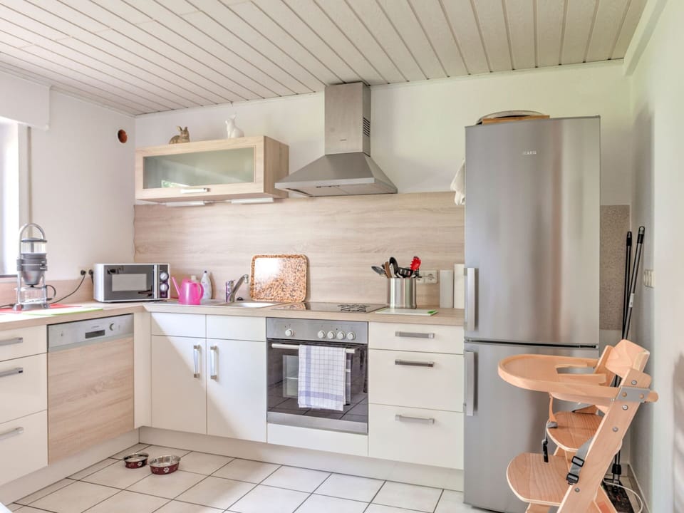 Apartment | Private kitchen | Highchair