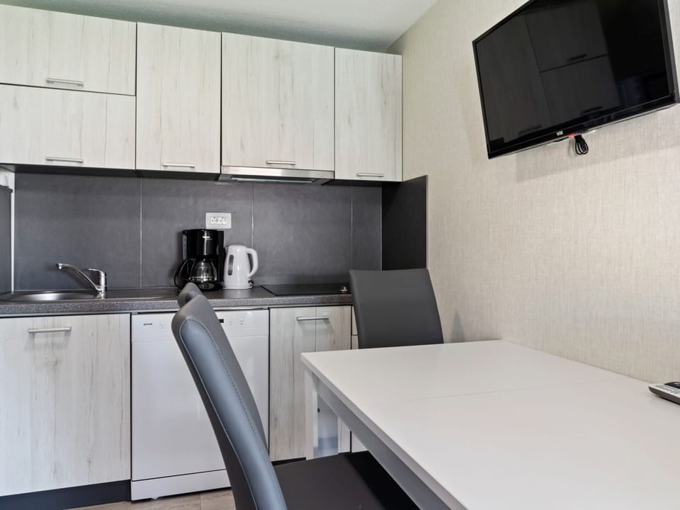 Mobile Home | Private kitchen