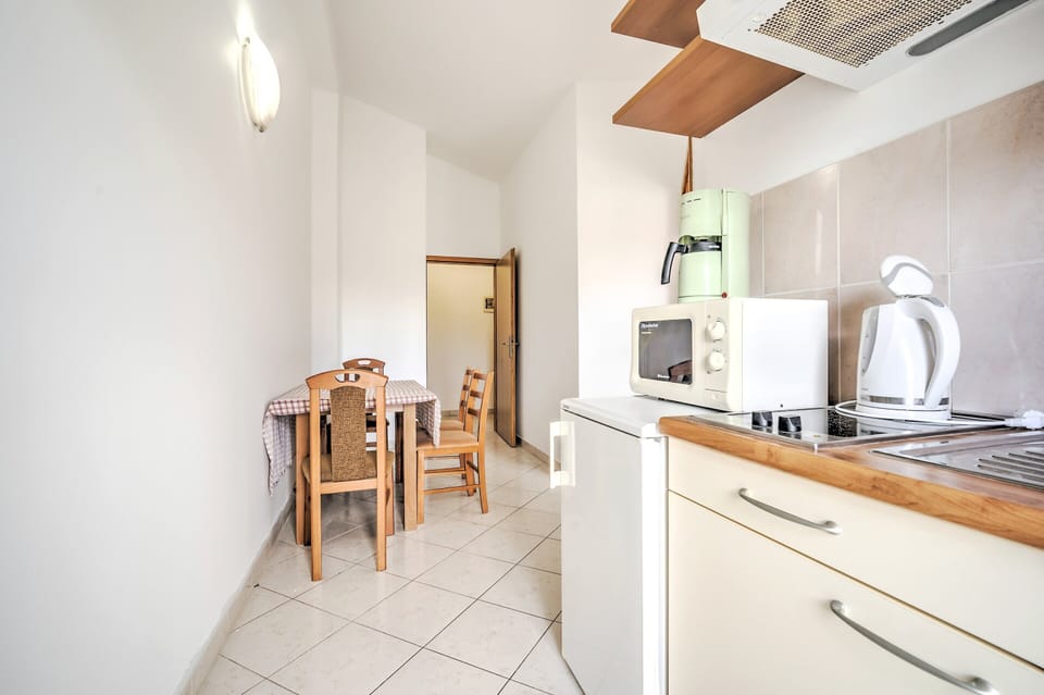 Apartment | Private kitchen