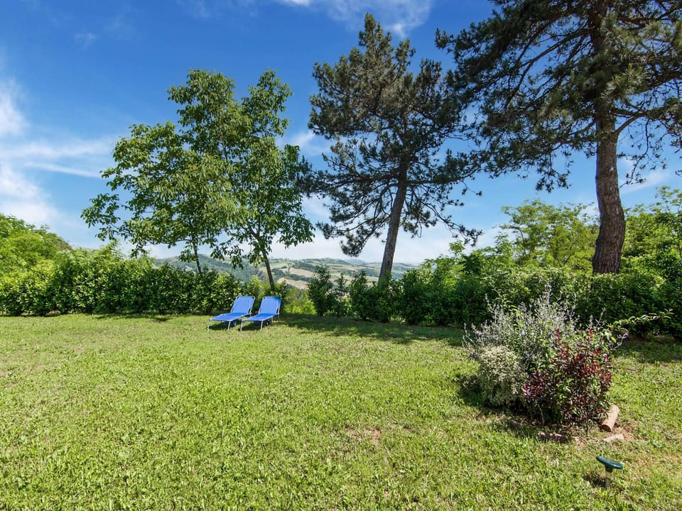 Villa | Garden