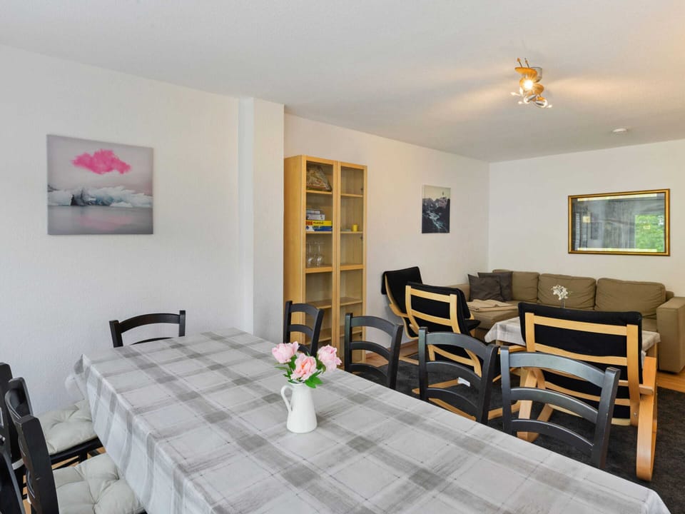 House | Dining