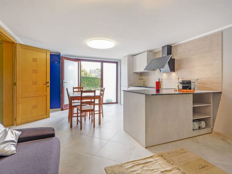 Cottage | Private kitchen | Toaster