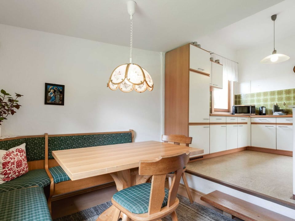 House | Dining