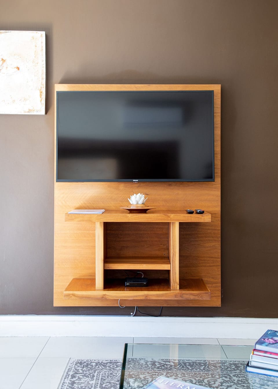 Luxury Apartment, 1 Bedroom | Television