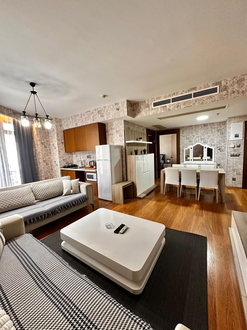 Family Room, Multiple Beds, 2 Bathrooms | Egyptian cotton sheets, premium bedding, desk, laptop workspace