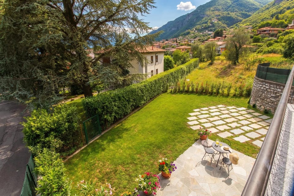 Family House, Multiple Bedrooms, 2 Bathrooms (Lenno Dolcelago) | Garden
