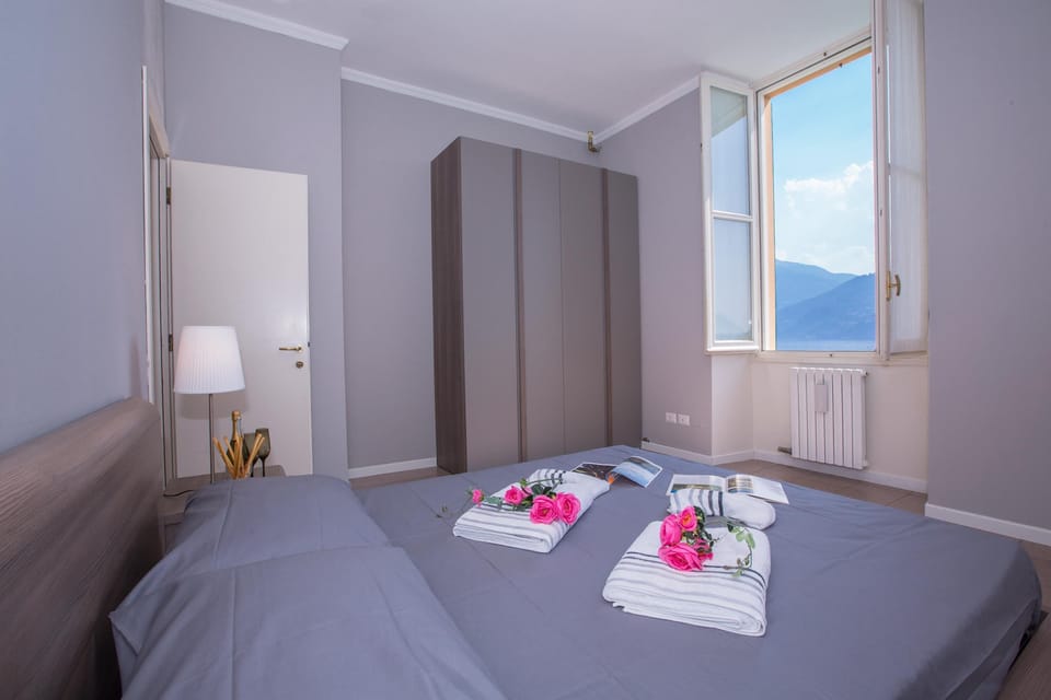 Family Apartment, 3 Bedrooms, Balcony, Lakeside (Casa Daniele) | 3 bedrooms, iron/ironing board, WiFi, individually decorated