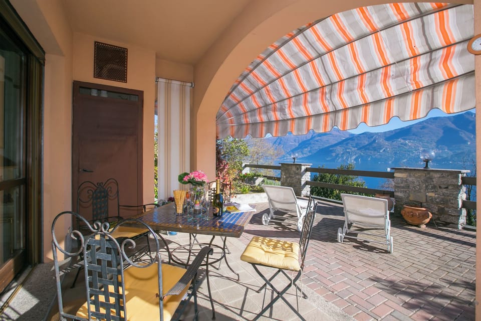 Family Apartment, 2 Bedrooms, Fireplace, Mountainside (Veranda di Menaggio) | Outdoor dining