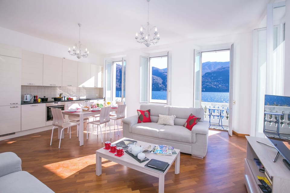 Family Apartment, Multiple Bedrooms, Lakeside (Villa Larius Balcone) | Living area | Flat-screen TV, heated floors