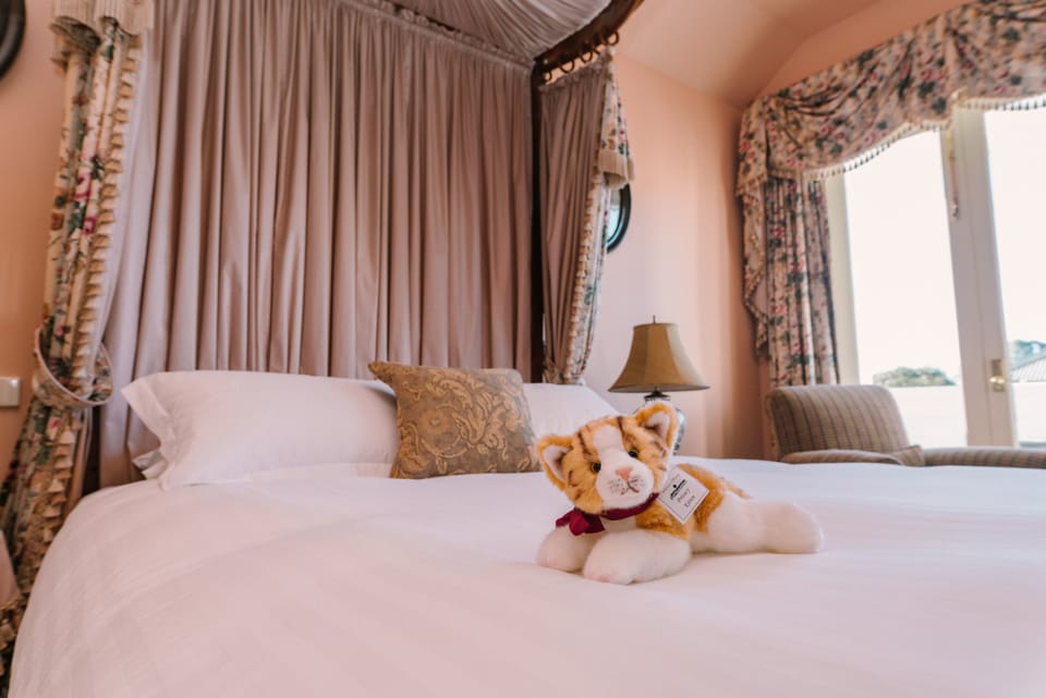 Yering Suite  | Down comforters, individually decorated, individually furnished
