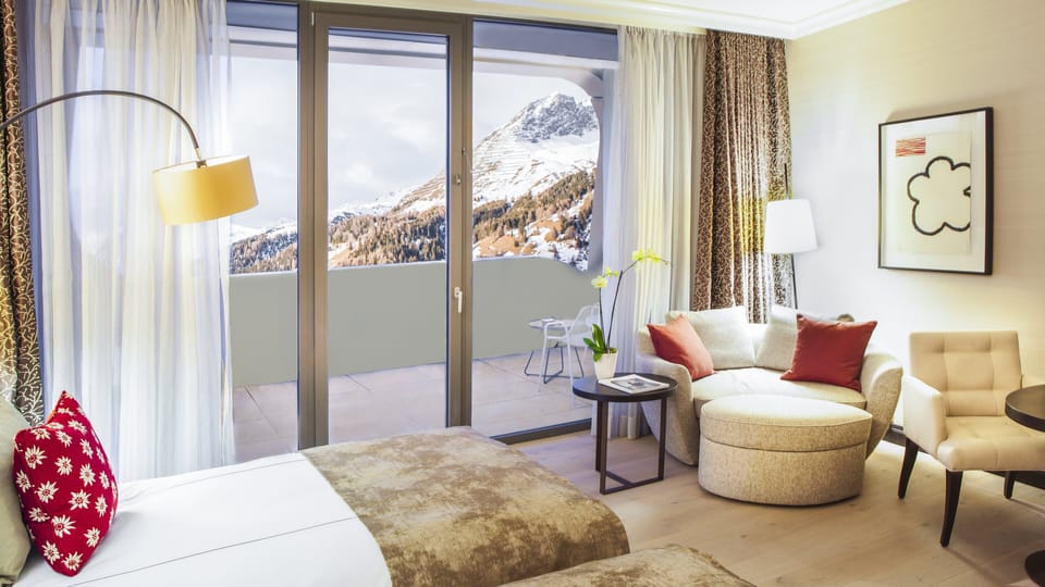 Premium bedding, free minibar items, in-room safe, desk
