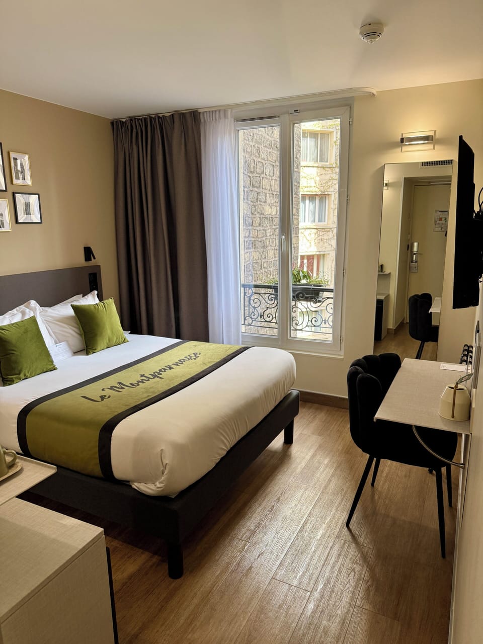 Classic Room, 1 Double Bed, Non Smoking | Premium bedding, minibar, in-room safe, individually decorated
