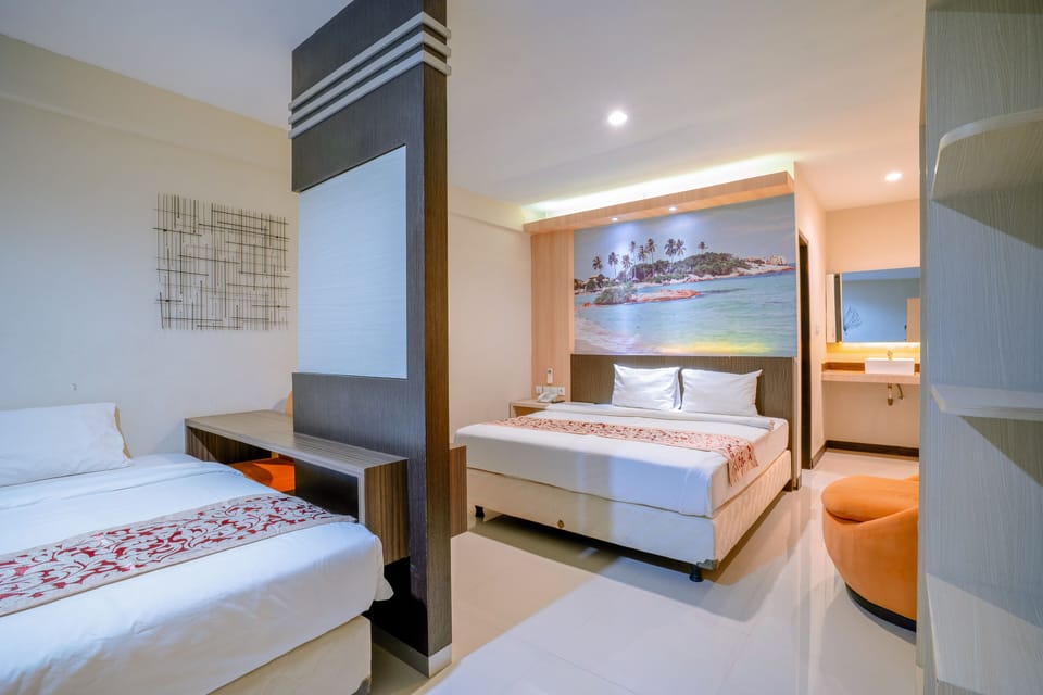 Grand Family Room | Free WiFi, bed sheets
