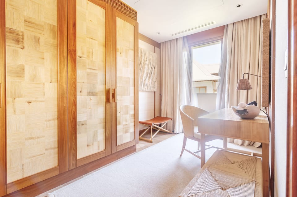 Emperatriz Mountain Suite | Wardrobe
