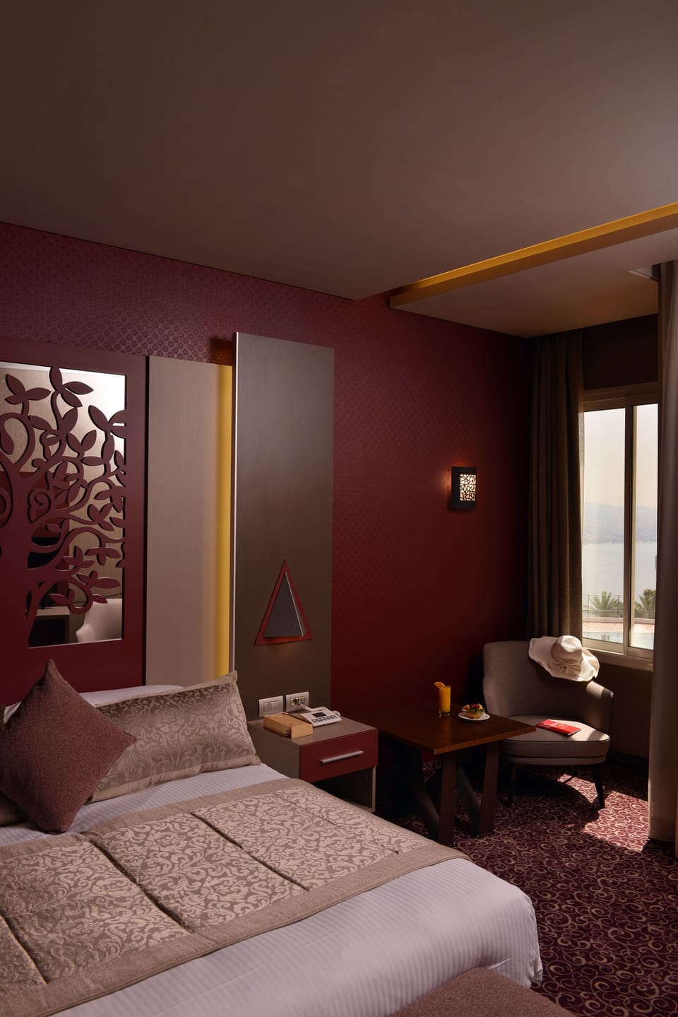 Premium bedding, minibar, in-room safe, desk