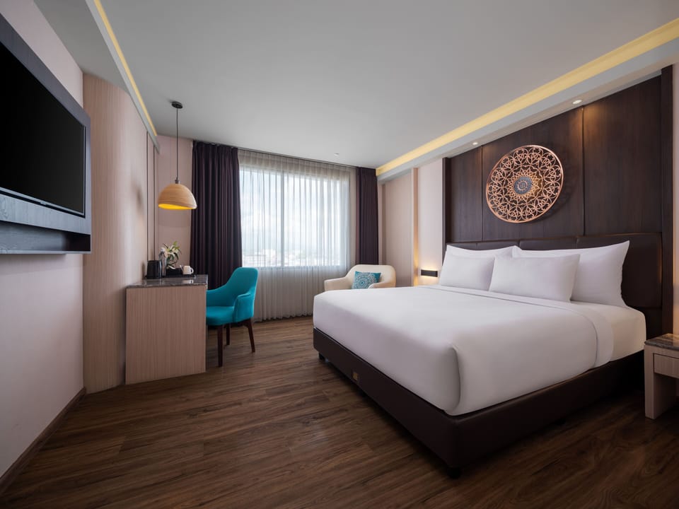 Deluxe Double Room | Desk, laptop workspace, soundproofing, free WiFi