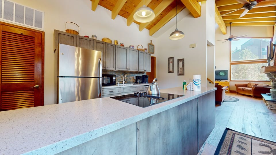 Condo, 2 Bedrooms | Private kitchen | Coffee/tea maker, fridge, oven, toaster