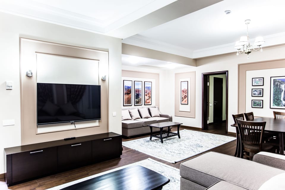 Standard Apartment, Non Smoking (with Sofabed) | Minibar, in-room safe, desk, free cribs/infant beds