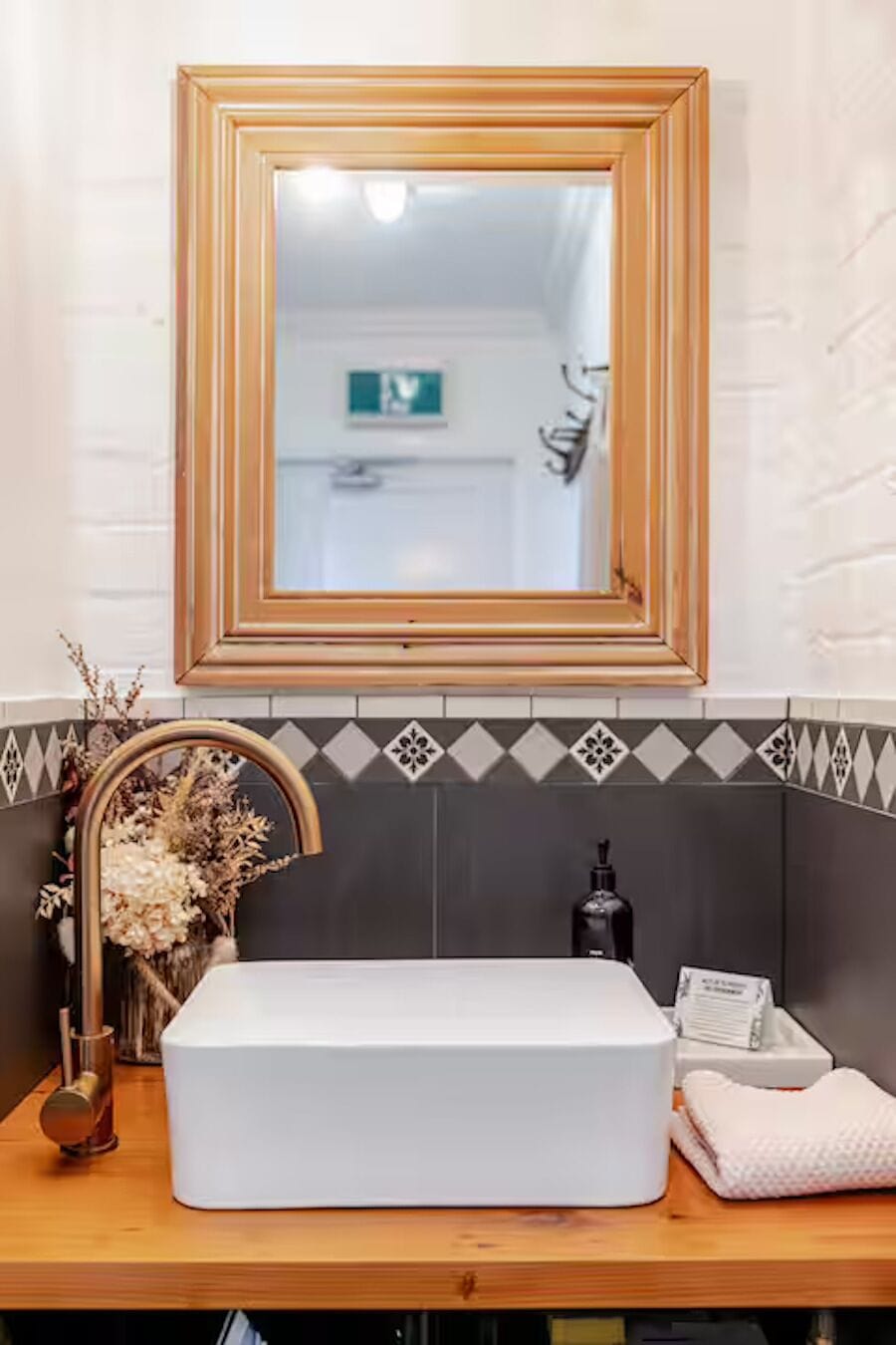 Towels, soap, toilet paper