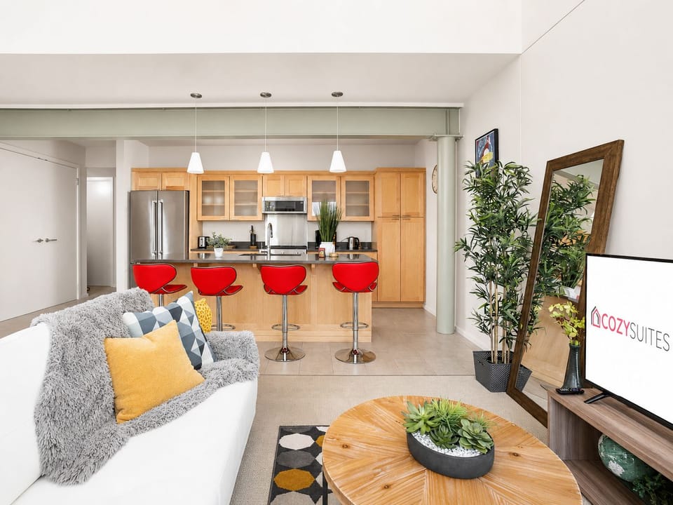House (3 Bedrooms) | Living area | 42-inch Smart TV with digital channels, TV, Netflix