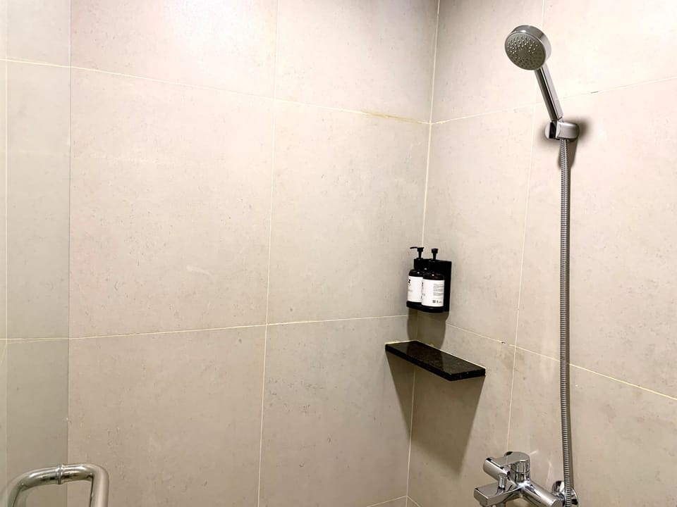Shower, rainfall showerhead, hair dryer, slippers