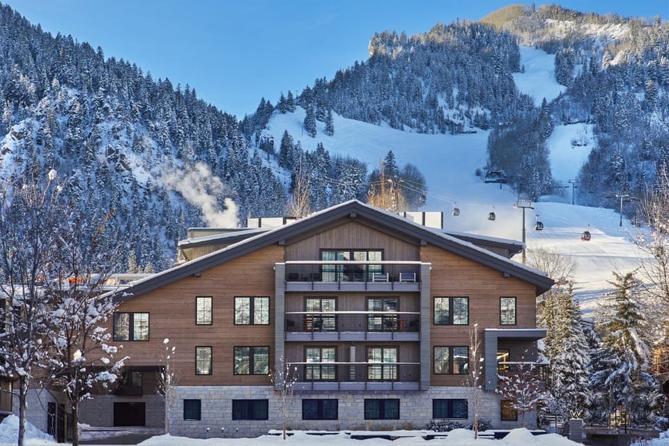 Condo (Aspen_Sky_Residence_2) | Exterior