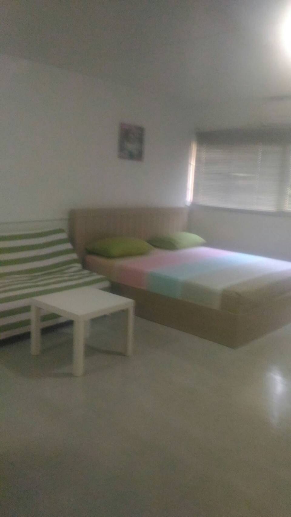 Room, 2 Bedrooms, City View | Living area