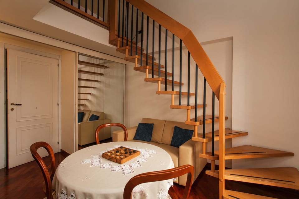 Studio, Kitchenette, City View | Minibar, in-room safe, desk, WiFi (free)
