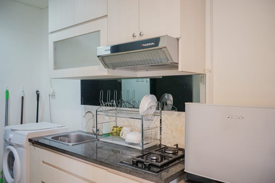 Fridge, stovetop, cookware/dishes/utensils