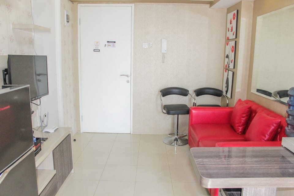 Room | Living room | TV