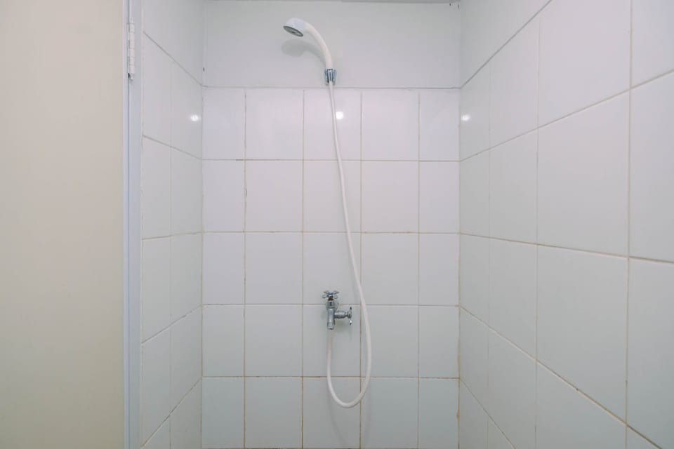 Room | Bathroom | Shower, towels