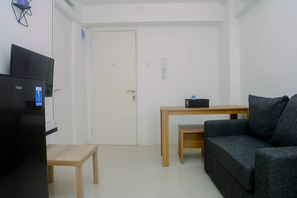 Room | Living room | TV