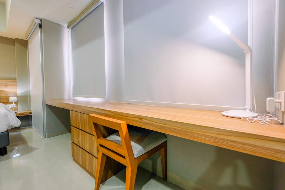 Room | In-room dining