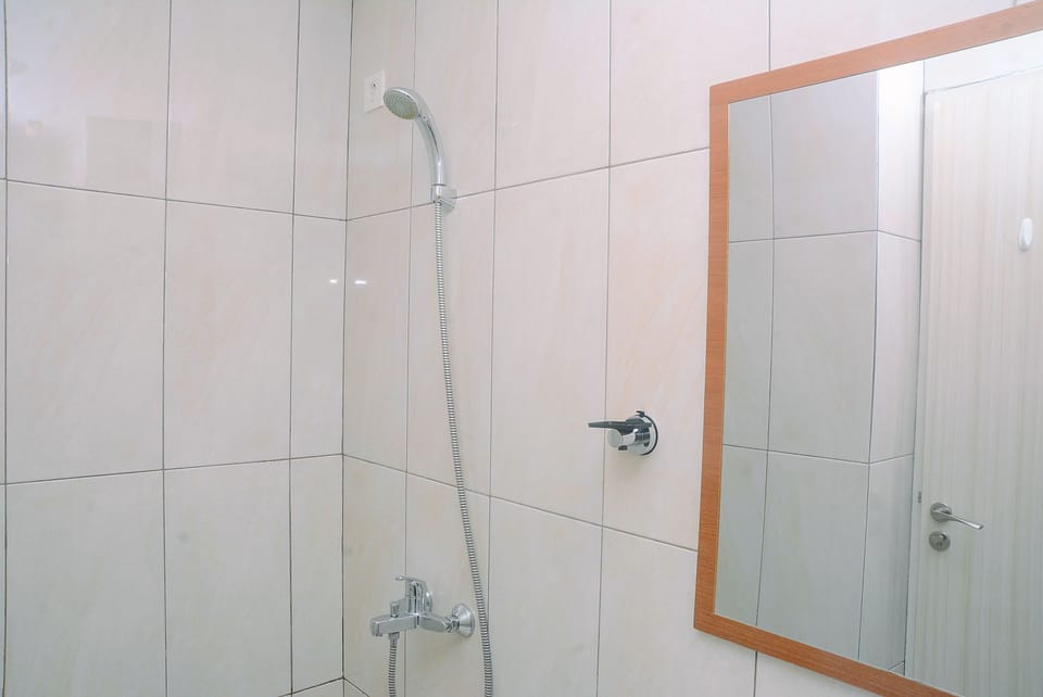 Room | Bathroom | Shower, towels