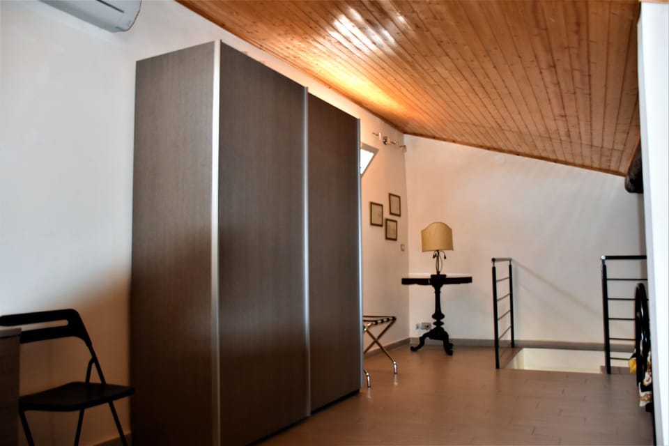Family Penthouse, Ensuite, Tower | Desk, iron/ironing board, free WiFi, bed sheets