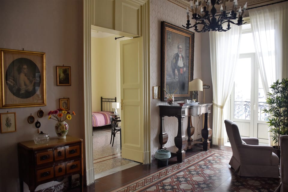 Superior Suite, Ensuite | Living area | LCD TV
