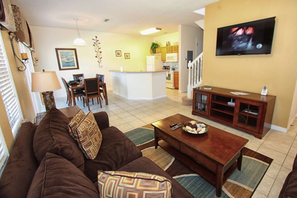 Apartment (3031 Encantada) | Exterior