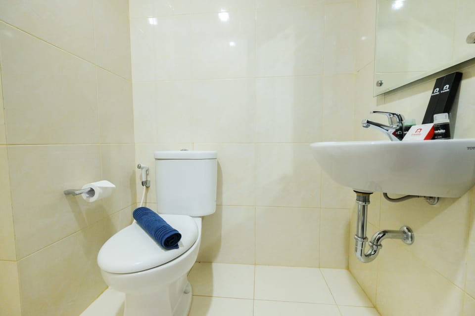 Room | Bathroom | Shower, towels